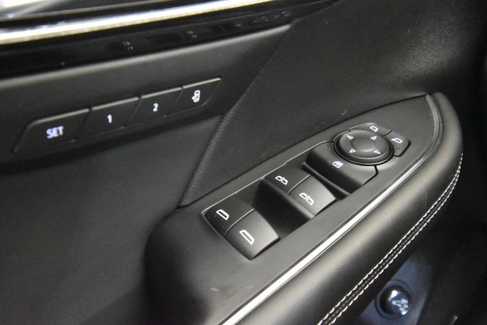 2022 Buick Envision Essence AWD 4dr Crossover, Black, Mileage: 41,525 - photo 29