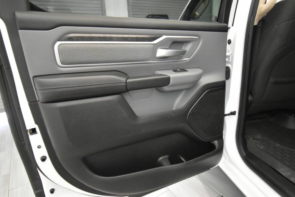 2019 RAM 1500 Big Horn 4x4 4dr Crew Cab 5.6 ft. SB Pickup, , Mileage: 83,503 - photo 14