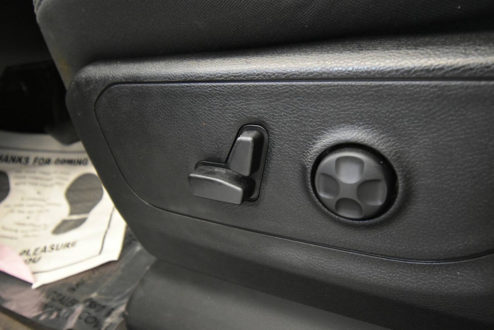 2019 RAM 1500 Big Horn 4x4 4dr Crew Cab 5.6 ft. SB Pickup, , Mileage: 83,503 - photo 21