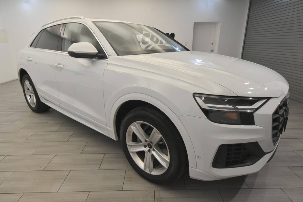 2021 Audi Q8 quattro Premium 55 TFSI AWD 4dr SUV, White, Mileage: 96,682 - photo 6