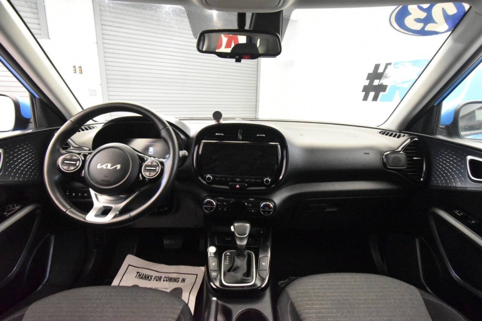2023 Kia Soul EX 4dr Crossover, Blue, Mileage: 31,748 - photo 16