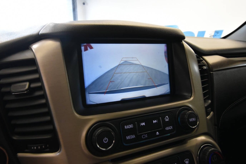 2018 GMC Yukon Denali 4x4 4dr SUV, White, Mileage: 95,949 - photo 25