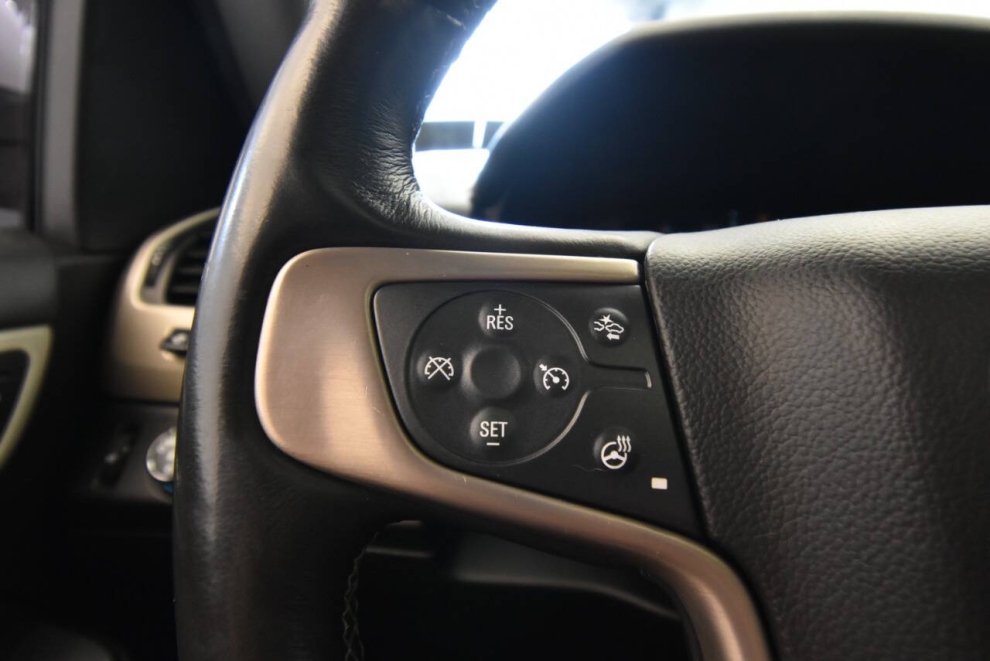 2018 GMC Yukon Denali 4x4 4dr SUV, White, Mileage: 95,949 - photo 27