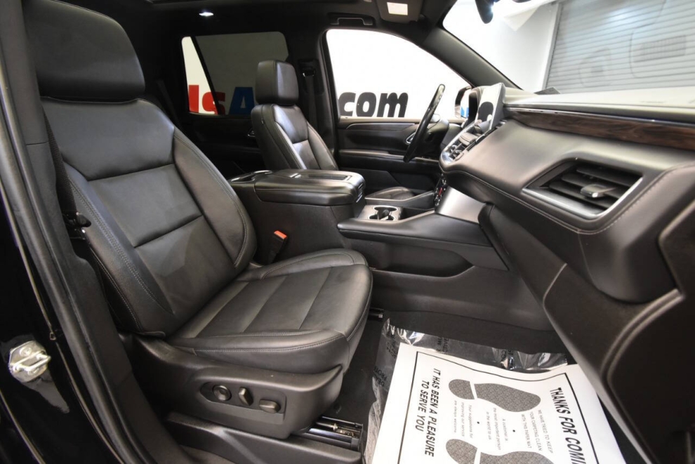 2021 Chevrolet Tahoe Z71 4x4 4dr SUV, Black, Mileage: 68,114 - photo 18