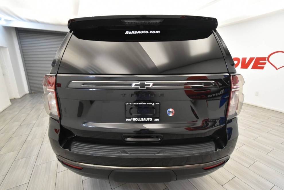 2021 Chevrolet Tahoe Z71 4x4 4dr SUV, Black, Mileage: 68,114 - photo 3