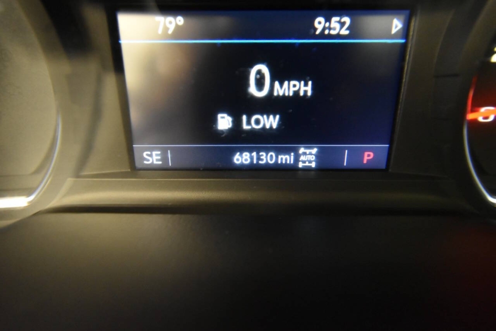 2021 Chevrolet Tahoe Z71 4x4 4dr SUV, Black, Mileage: 68,114 - photo 32