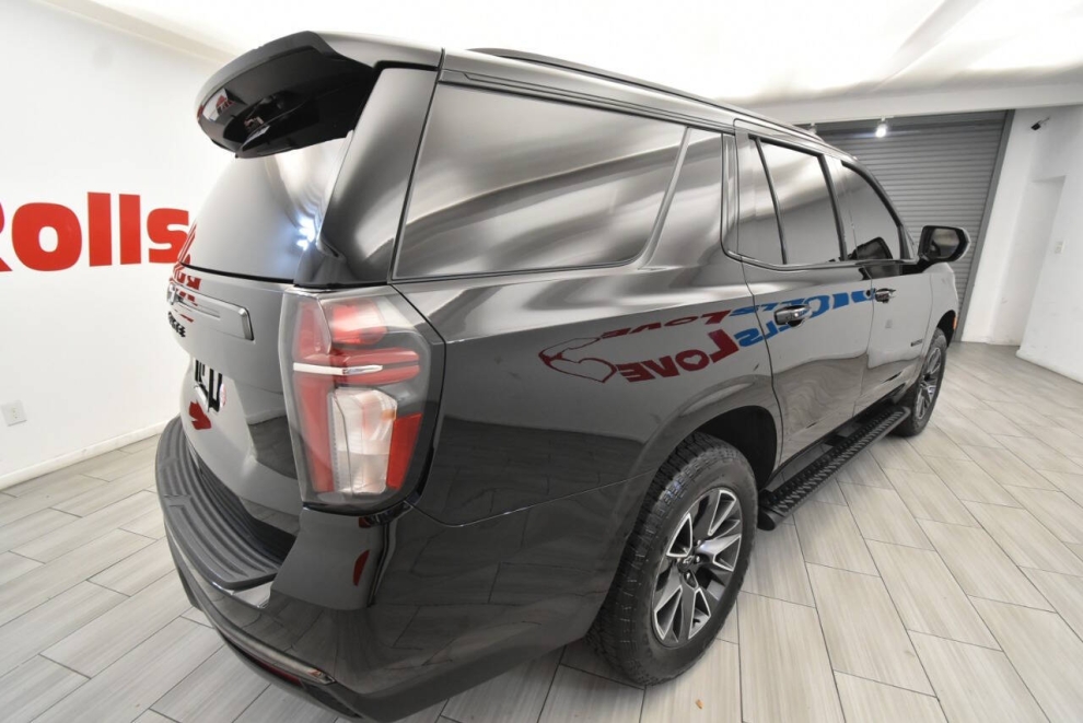 2021 Chevrolet Tahoe Z71 4x4 4dr SUV, Black, Mileage: 68,114 - photo 4