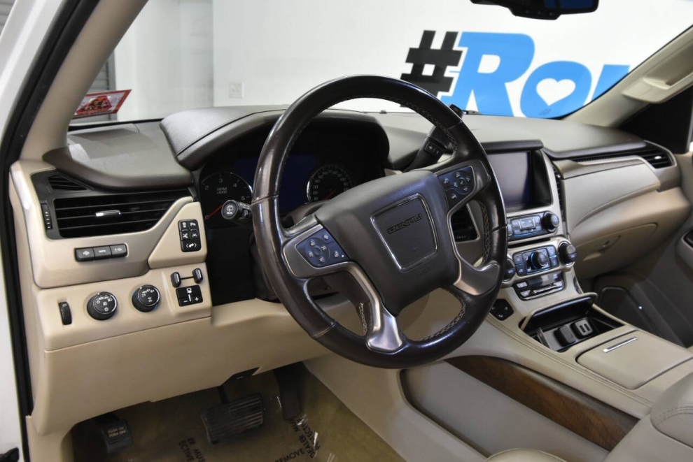 2019 GMC Yukon XL Denali 4x4 4dr SUV, White, Mileage: 96,641 - photo 11