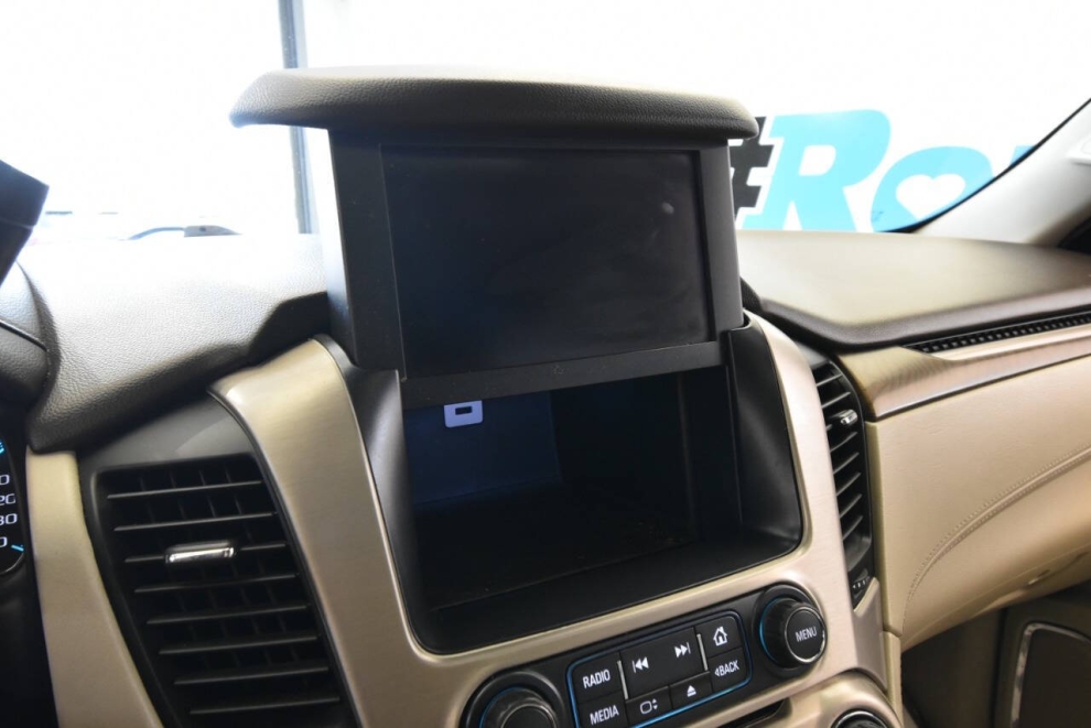 2019 GMC Yukon XL Denali 4x4 4dr SUV, White, Mileage: 96,641 - photo 29