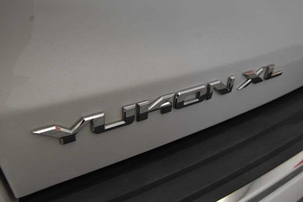 2019 GMC Yukon XL Denali 4x4 4dr SUV, White, Mileage: 96,641 - photo 38
