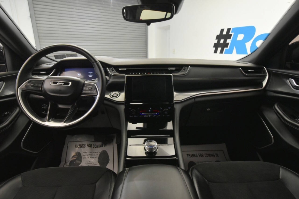 2022 Jeep Grand Cherokee L Altitude 4x4 4dr SUV, , Mileage: 52,551 - photo 19