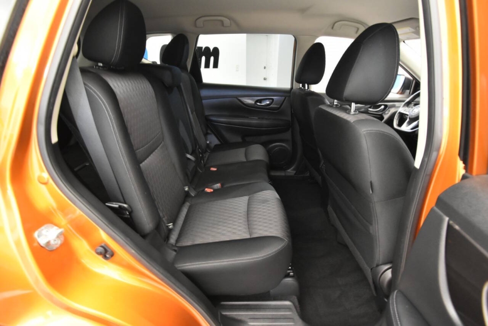 2019 Nissan Rogue SV AWD 4dr Crossover, , Mileage: 106,164 - photo 16