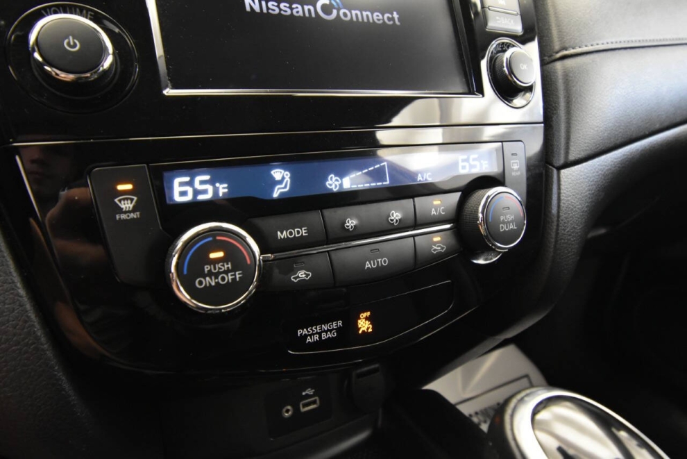 2019 Nissan Rogue SV AWD 4dr Crossover, , Mileage: 106,164 - photo 21