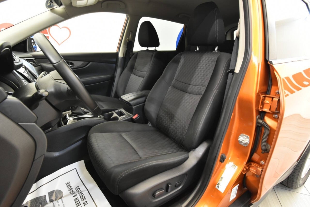 2019 Nissan Rogue SV AWD 4dr Crossover, , Mileage: 106,164 - photo 9