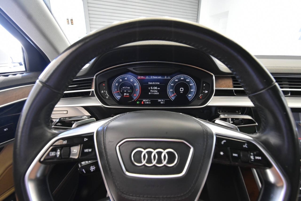 2019 Audi A8 L quattro 55 TFSI AWD 4dr Sedan, White, Mileage: 98,200 - photo 24