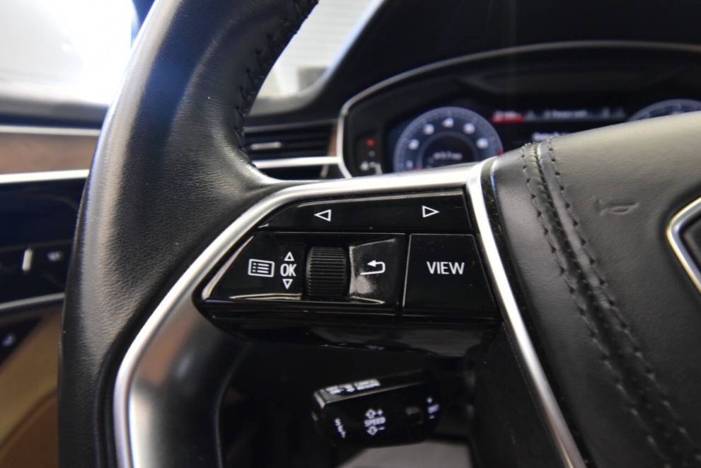 2019 Audi A8 L quattro 55 TFSI AWD 4dr Sedan, White, Mileage: 98,200 - photo 25