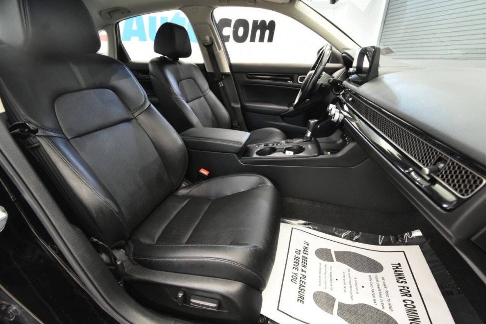 2022 Honda Civic Touring 4dr Sedan, Black, Mileage: 63,732 - photo 15