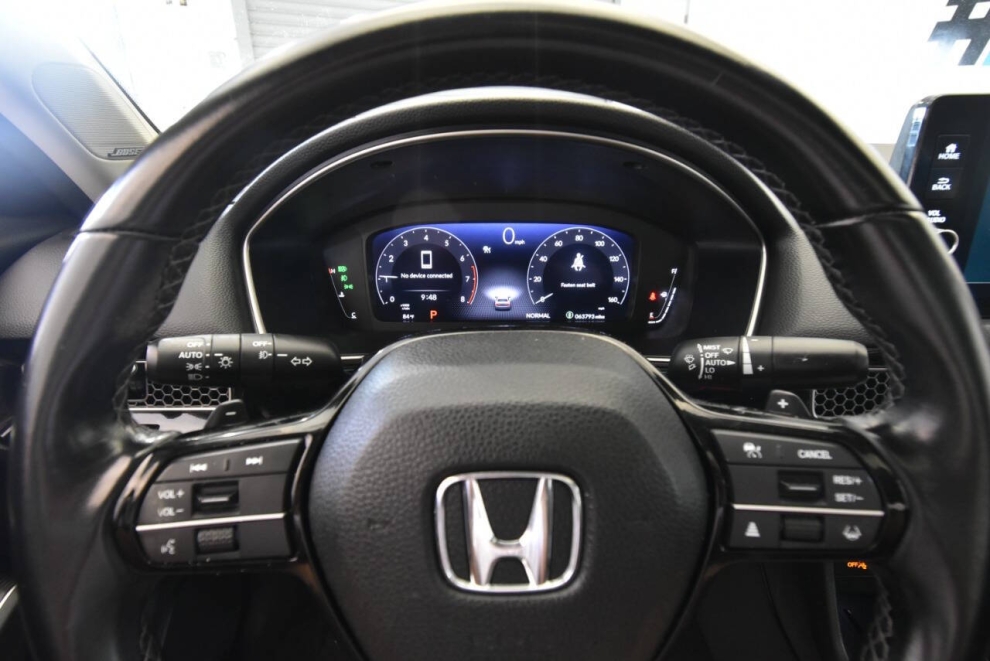 2022 Honda Civic Touring 4dr Sedan, Black, Mileage: 63,732 - photo 22