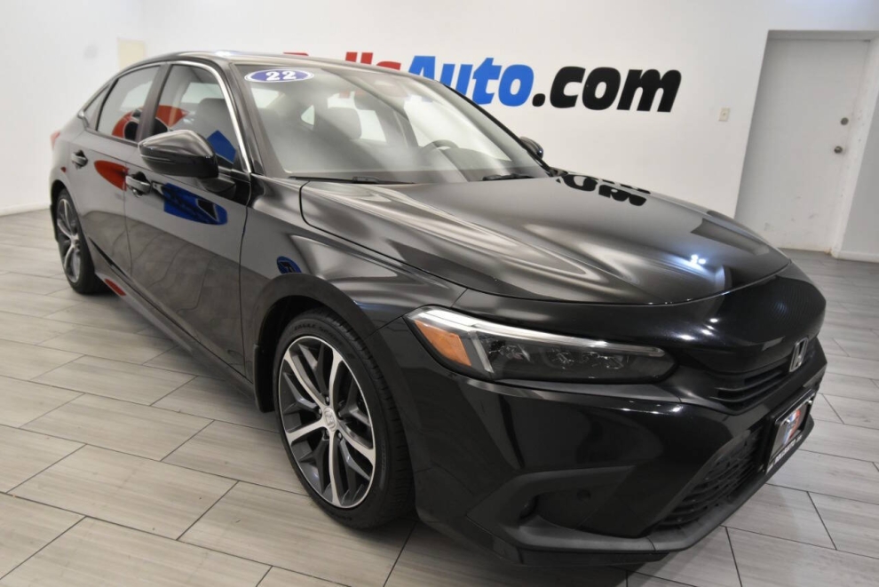 2022 Honda Civic Touring 4dr Sedan, Black, Mileage: 63,732 - photo 6