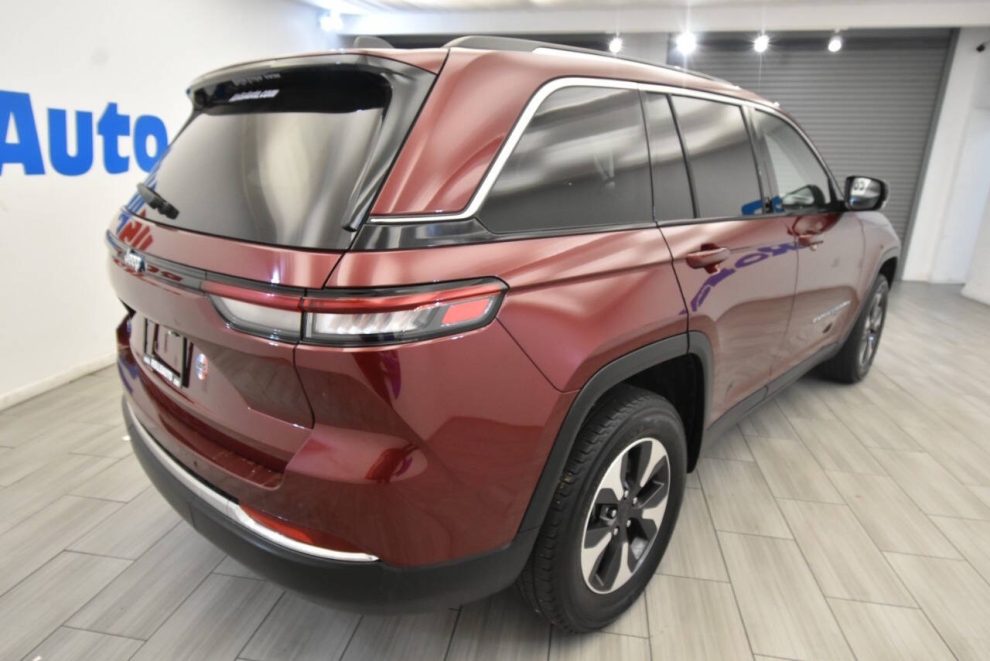 2024 Jeep Grand Cherokee 4xe 4x4 4dr SUV, , Mileage: 64,715 - photo 4