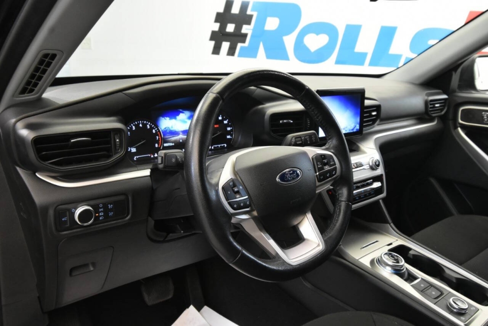 2022 Ford Explorer XLT AWD 4dr SUV, Black, Mileage: 95,525 - photo 10