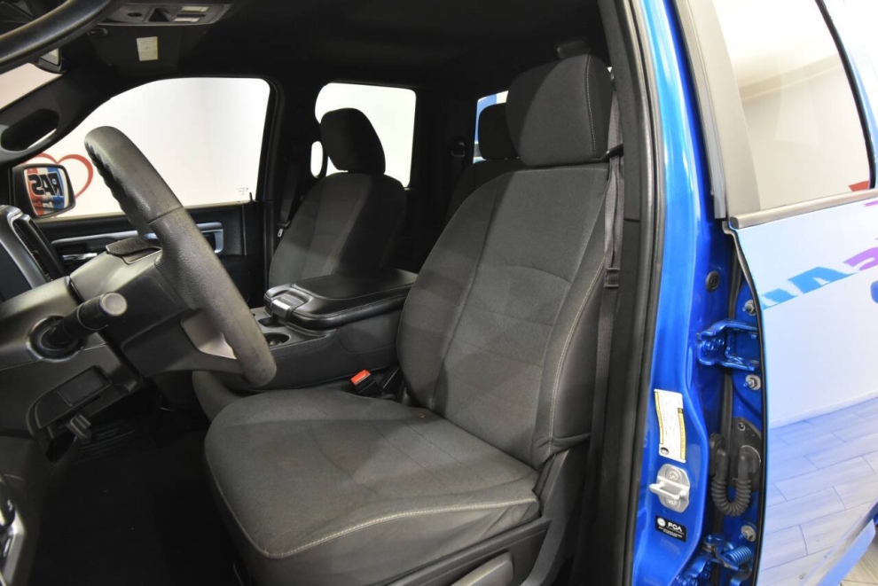 2021 RAM 1500 Classic Warlock 4x4 4dr Quad Cab 6.3 ft. SB Pickup, , Mileage: 107,124 - photo 10