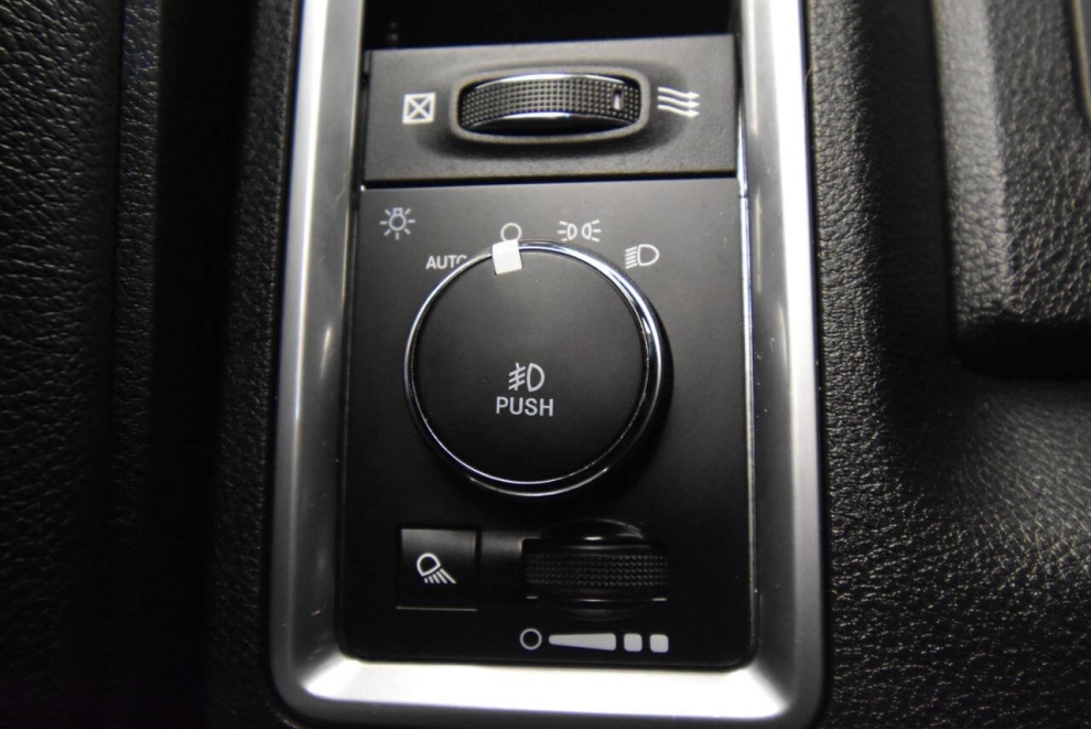 2021 RAM 1500 Classic Warlock 4x4 4dr Quad Cab 6.3 ft. SB Pickup, , Mileage: 107,124 - photo 25