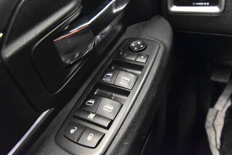 2021 RAM 1500 Classic Warlock 4x4 4dr Quad Cab 6.3 ft. SB Pickup, , Mileage: 107,124 - photo 26