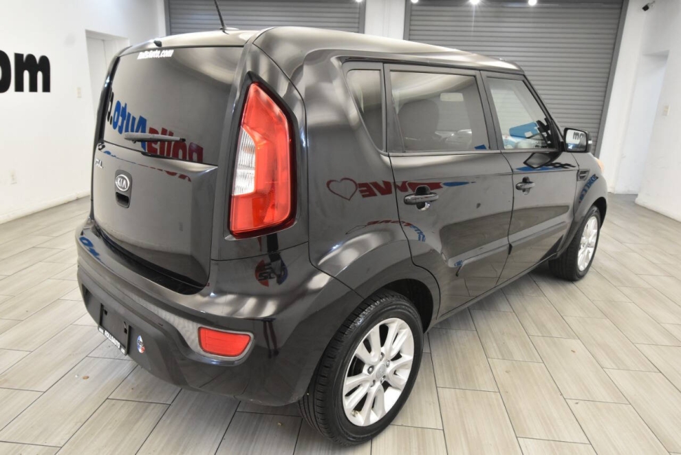 2012 Kia Soul + 4dr Crossover, Black, Mileage: 130,454 - photo 4