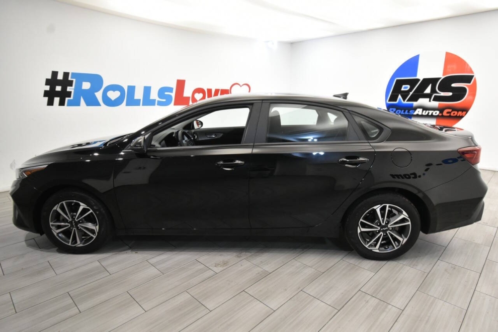 2023 Kia Forte LXS 4dr Sedan, , Mileage: 30,367 - photo 1