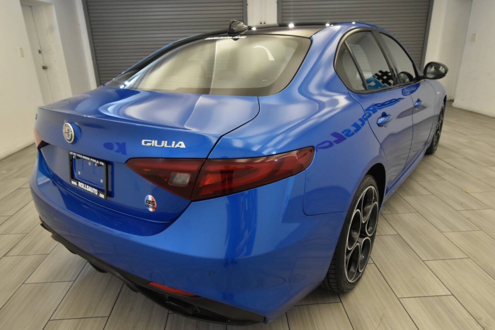 2023 Alfa Romeo Giulia Veloce AWD 4dr Sedan, , Mileage: 55,457 - photo 4