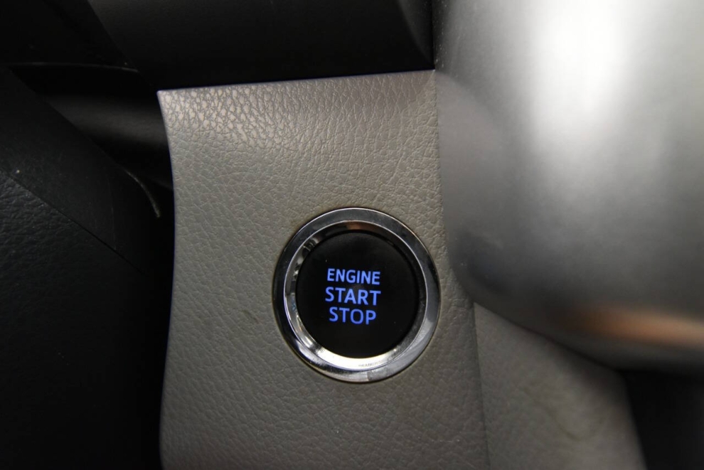 2019 Toyota Highlander XLE AWD 4dr SUV, , Mileage: 105,052 - photo 21