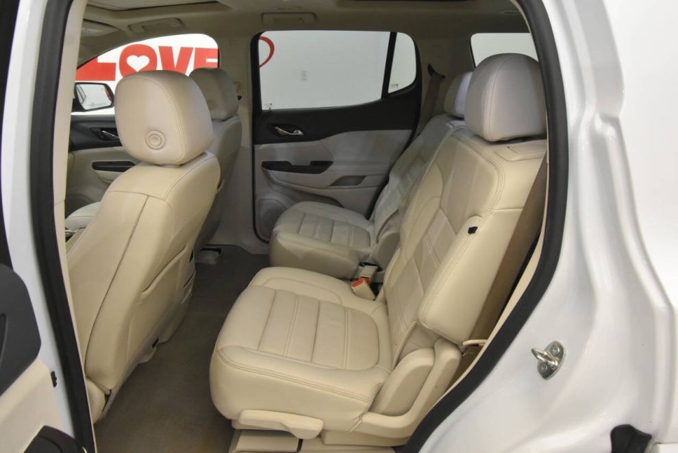 2022 GMC Acadia Denali 4x4 4dr SUV, Blanco, Mileage: 97,616 - photo 13