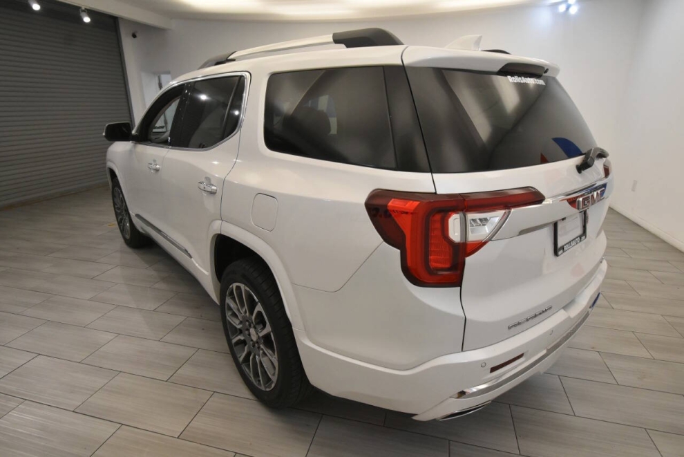 2022 GMC Acadia Denali 4x4 4dr SUV, Blanco, Mileage: 97,616 - photo 2