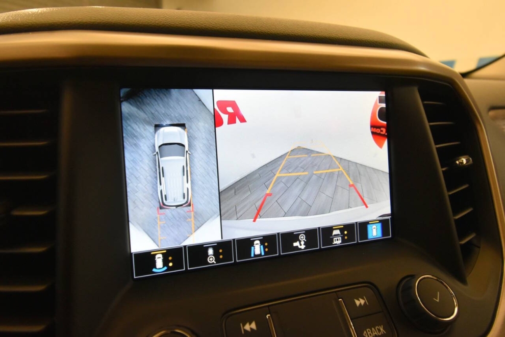 2022 GMC Acadia Denali 4x4 4dr SUV, Blanco, Mileage: 97,616 - photo 22