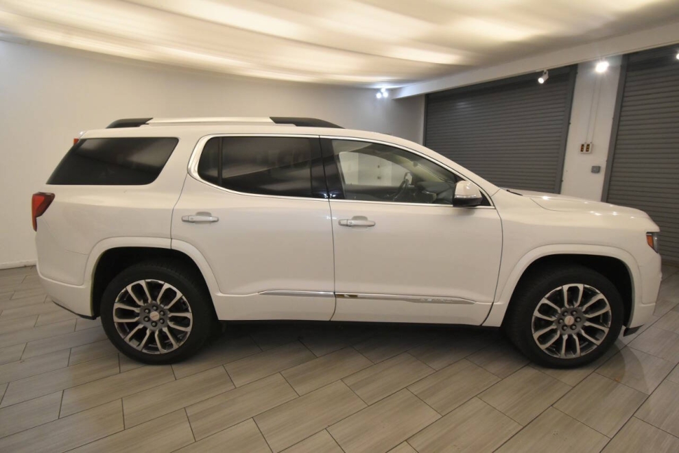 2022 GMC Acadia Denali 4x4 4dr SUV, Blanco, Mileage: 97,616 - photo 5