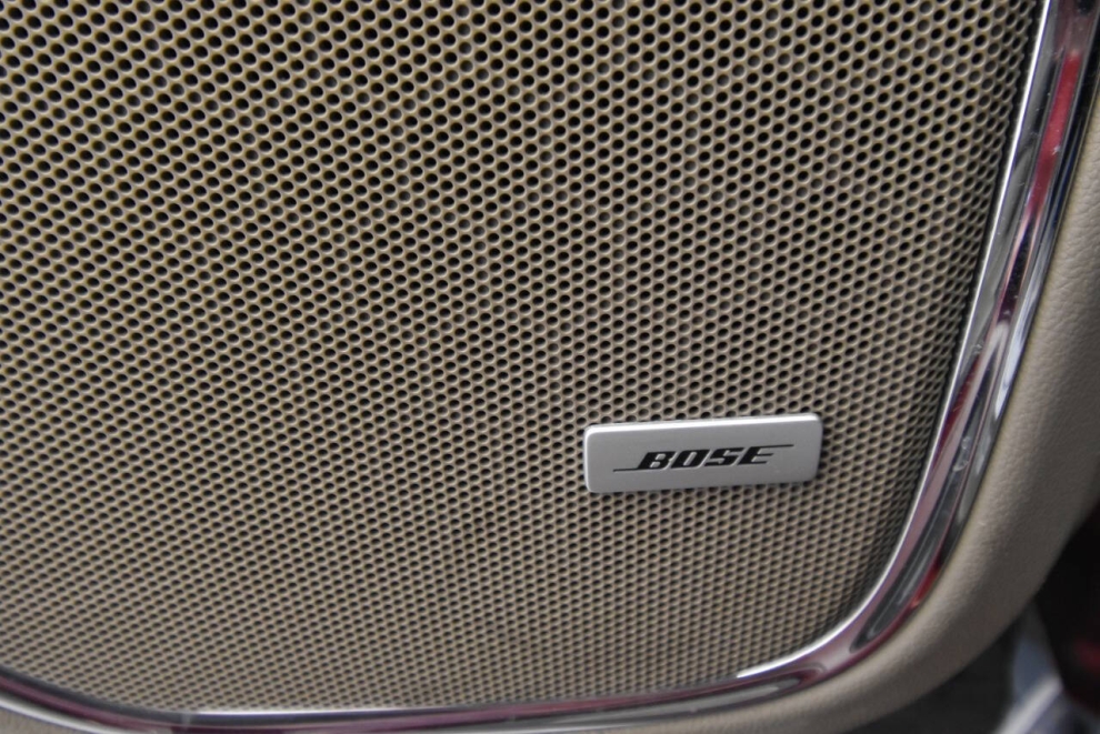 2016 GMC Yukon SLT 4x4 4dr SUV, Burdeos, Mileage: 128,819 - photo 28