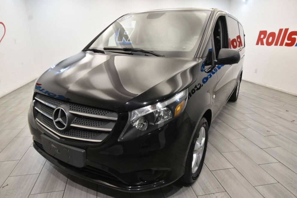 2018 Mercedes-Benz Metris Passenger 4dr Mini Van, Negro, Mileage: 79,460 