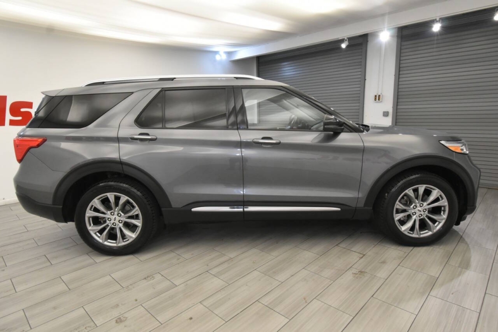 2022 Ford Explorer Limited AWD 4dr SUV, Gray, Mileage: 76,198 - photo 5