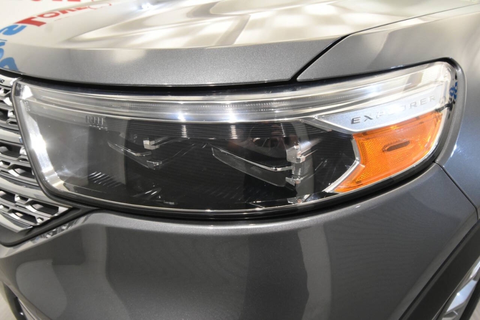 2022 Ford Explorer Limited AWD 4dr SUV, Gray, Mileage: 76,198 - photo 8