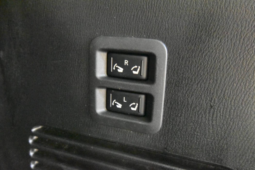 2018 Nissan Armada SV 4x4 4dr SUV, , Mileage: 89,276 - photo 37