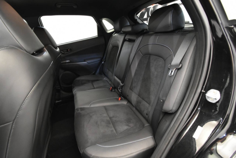 2023 Hyundai Kona N Base 4dr Crossover, Negro, Mileage: 21,313 - photo 13