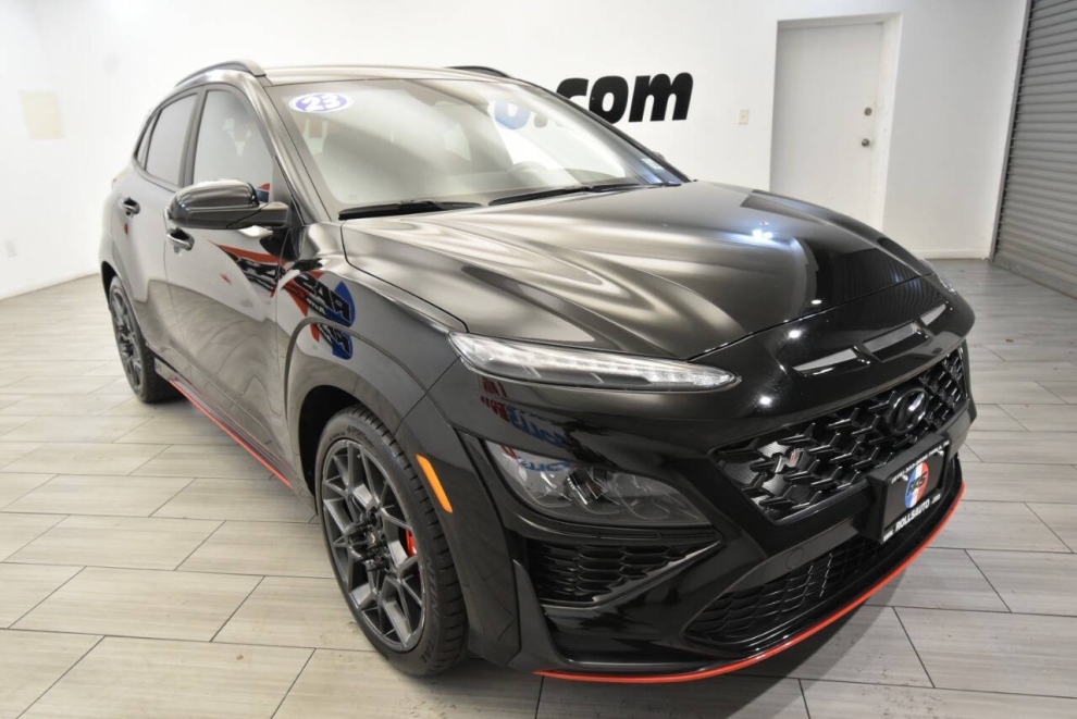 2023 Hyundai Kona N Base 4dr Crossover, Negro, Mileage: 21,313 - photo 6
