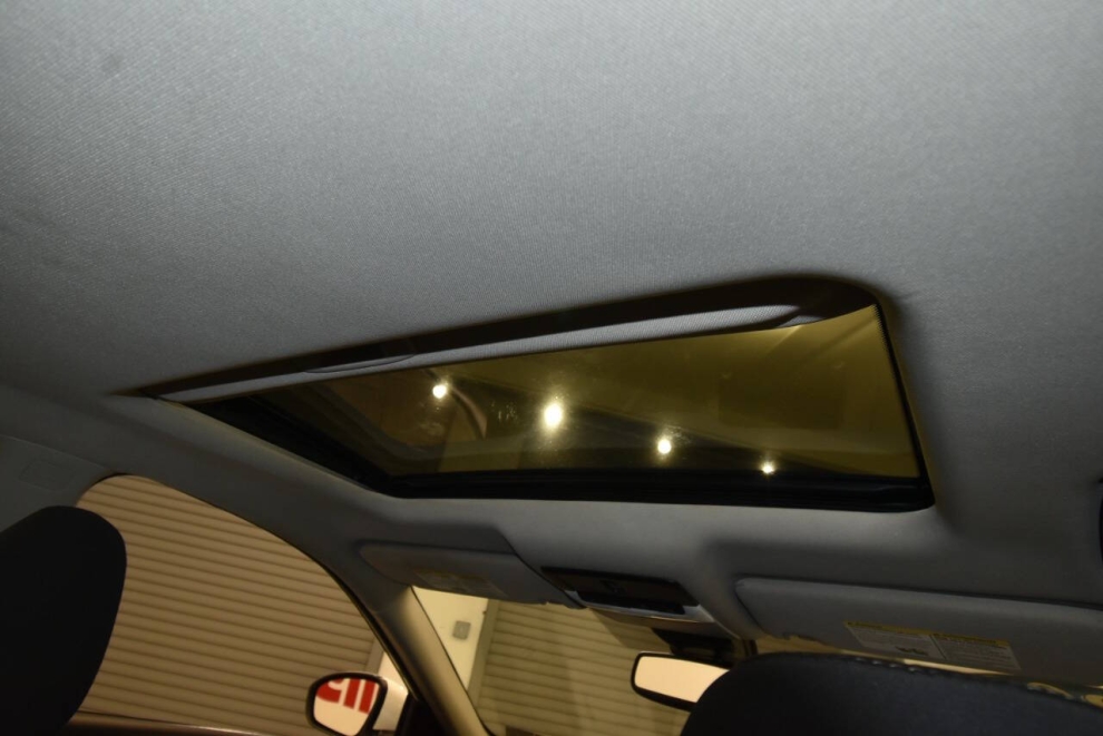 2020 Nissan Altima 2.5 SV AWD 4dr Sedan, White, Mileage: 66,203 - photo 16