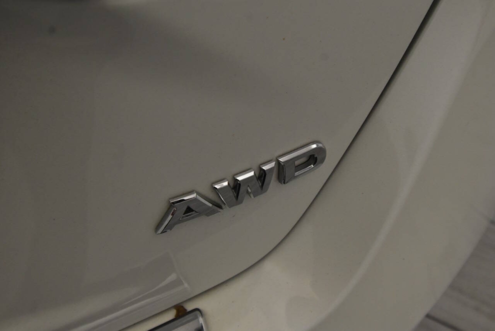 2020 Nissan Altima 2.5 SV AWD 4dr Sedan, White, Mileage: 66,203 - photo 32