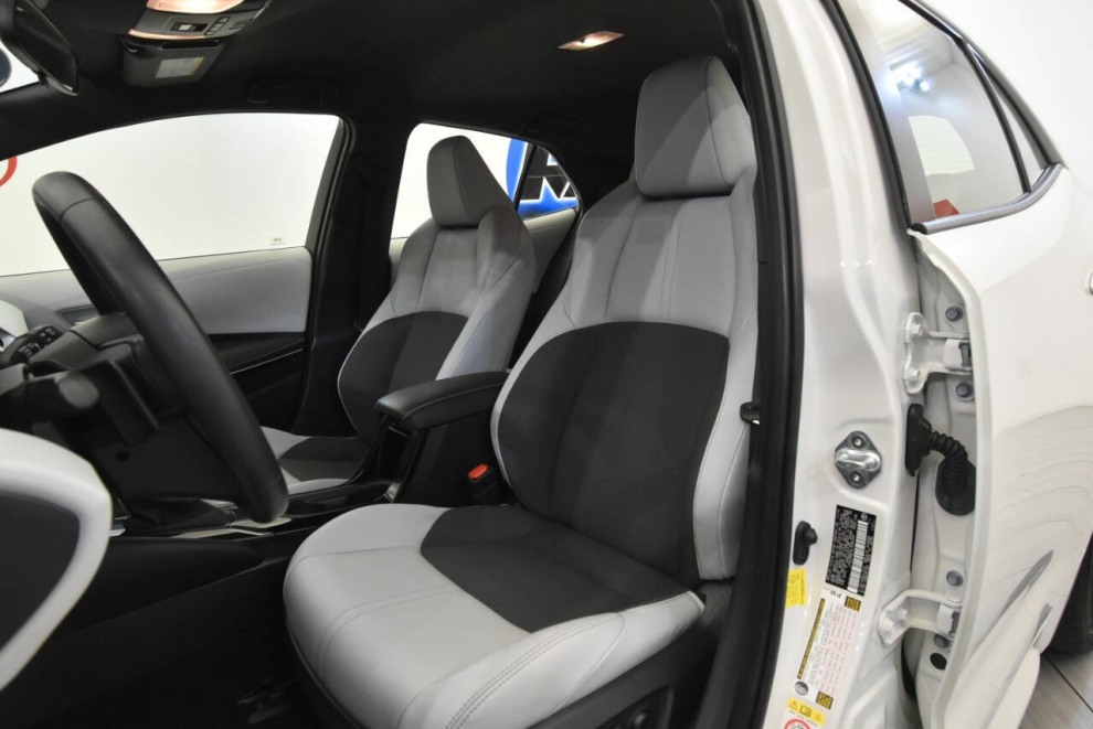 2020 Toyota Corolla Hatchback XSE 4dr Hatchback CVT, , Mileage: 60,706 - photo 10