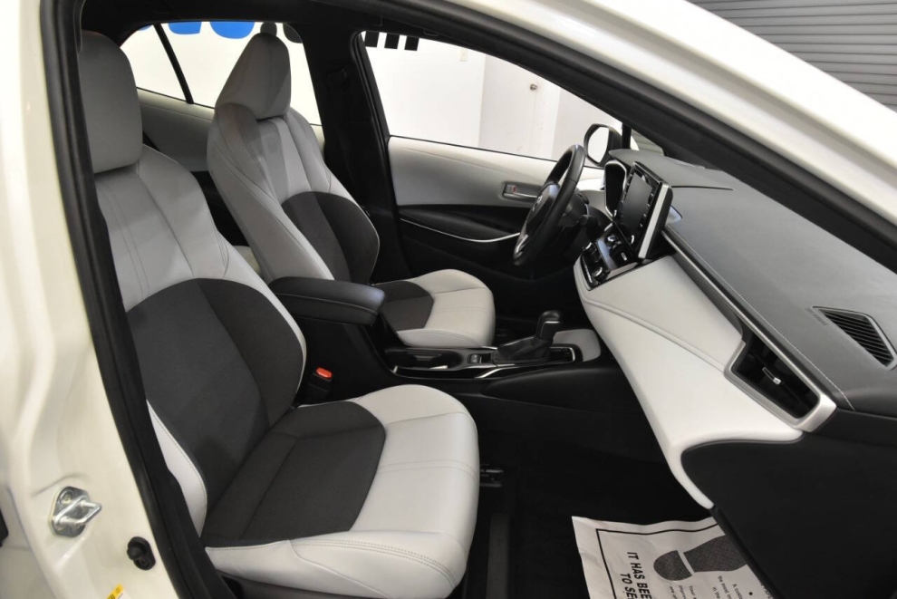 2020 Toyota Corolla Hatchback XSE 4dr Hatchback CVT, , Mileage: 60,706 - photo 14