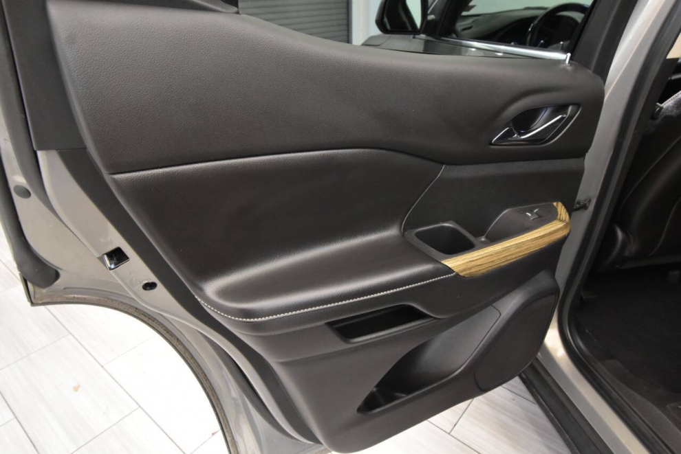 2019 GMC Acadia Denali 4x4 4dr SUV, Tan, Mileage: 111,734 - photo 13