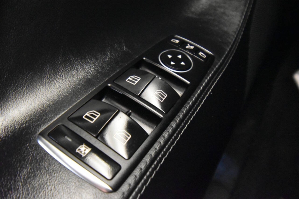 2019 Tesla Model S 100D AWD 4dr Liftback, , Mileage: 61,581 - photo 24