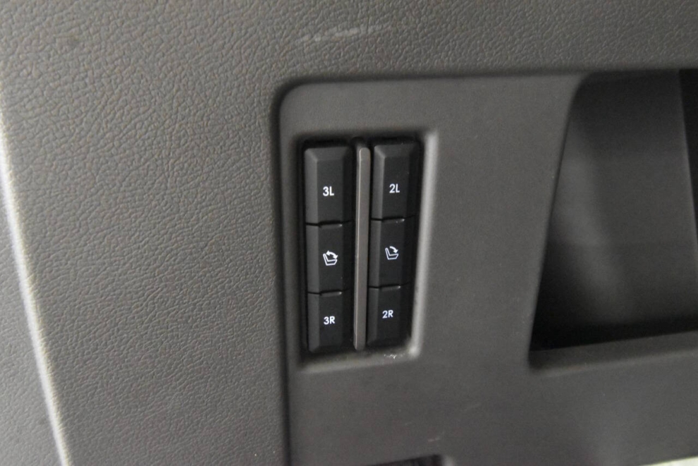 2022 Lincoln Navigator Reserve 4x4 4dr SUV, Blanco, Mileage: 34,977 - photo 37